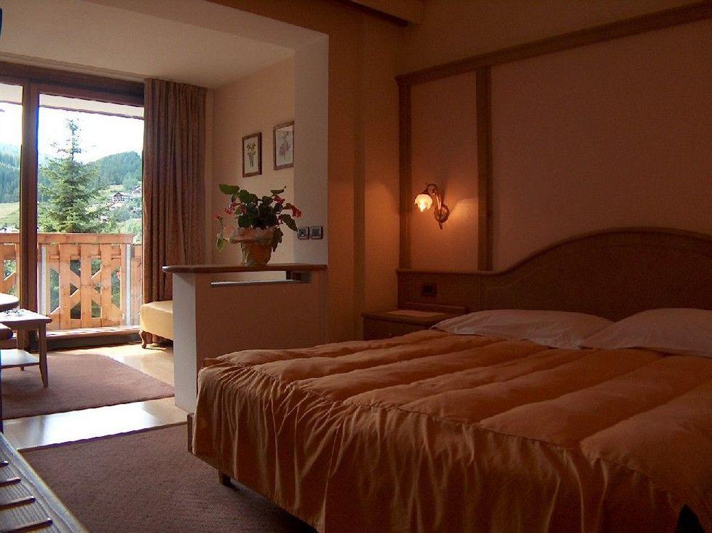 Hotel Catinaccio Rosengarten Moena Esterno foto